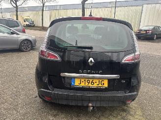 Renault Scenic 1.2 97KW BOSE picture 5