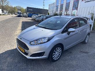 Ford Fiesta  picture 2