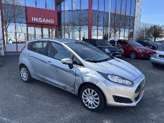 Ford Fiesta  picture 8