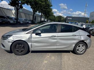 Opel Astra Astra Mk.7, Hatchback 5-drs, 2015 1.2 110 picture 3