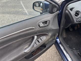 Ford Mondeo 2.0-16V TITANIUM picture 15