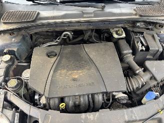 Ford Mondeo 2.0-16V TITANIUM picture 17