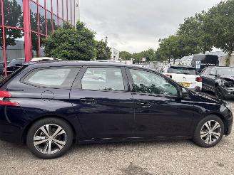 Peugeot 308 1.6 BLUEHDI BLUE LEASE PACK picture 7