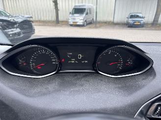 Peugeot 308 1.6 BLUEHDI BLUE LEASE PACK picture 12