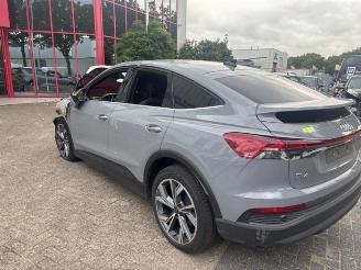Vrakbiler auto Audi Q4 Q4 Sportback (4FN), SUV, 2021 45 e-tron quattro 77 kWh 2023/7