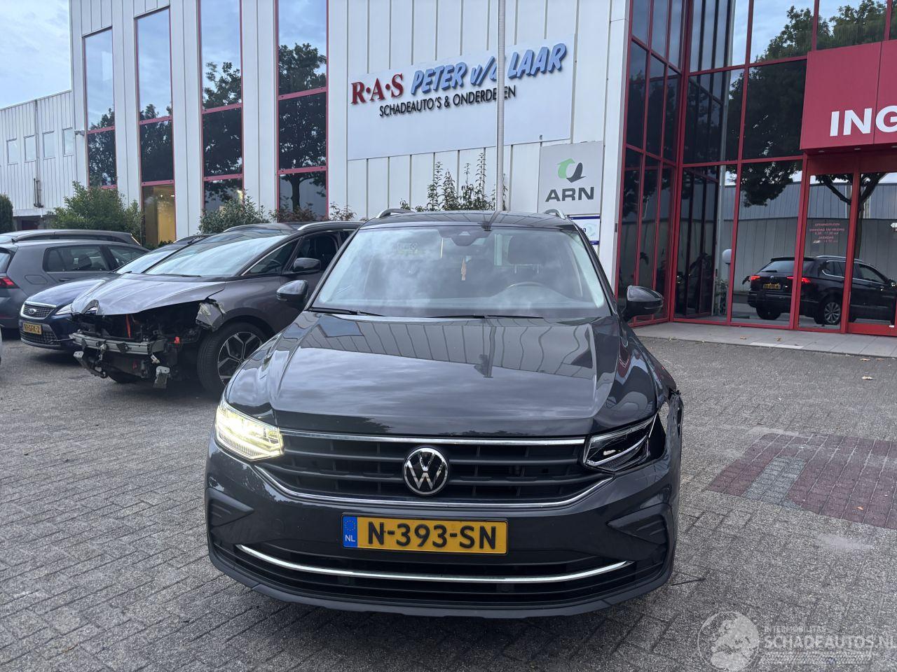 Volkswagen Tiguan 1.5 TSI Life Business