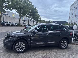 Volkswagen Tiguan 1.5 TSI Life Business picture 3