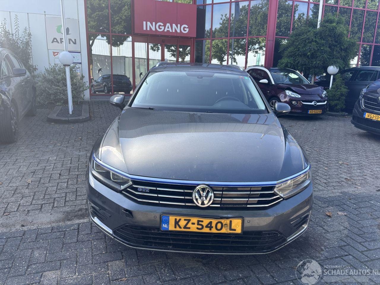 Volkswagen Passat 1.4 GTE HYBR