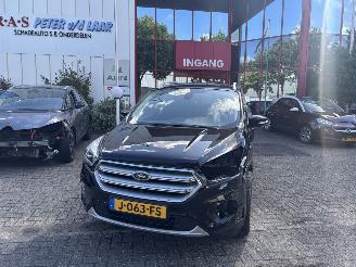skadebil auto Ford Kuga 1.5 ECOB. TITANIUM 2019/1