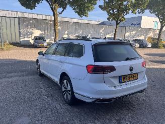 Volkswagen Passat 1.4 TSI PHEV GTE Business picture 4