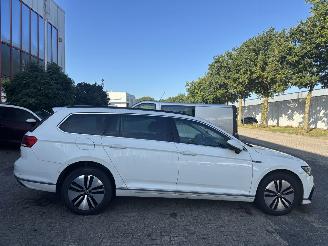 Volkswagen Passat 1.4 TSI PHEV GTE Business picture 7