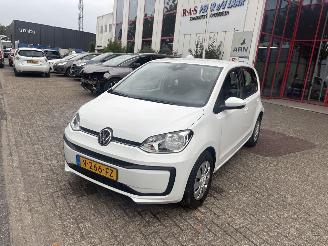 Volkswagen Up!  picture 2