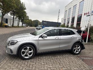 Mercedes GLA 180 PREMIUM PLUS AUTOMAAT  MAAR 36463 KM picture 3