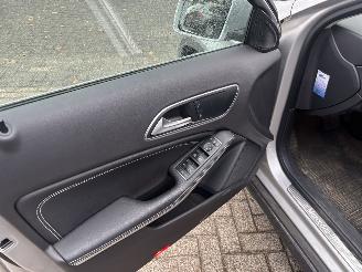 Mercedes GLA 180 PREMIUM PLUS AUTOMAAT  MAAR 36463 KM picture 15