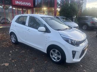 Kia Picanto 1.0 Comfortline picture 10