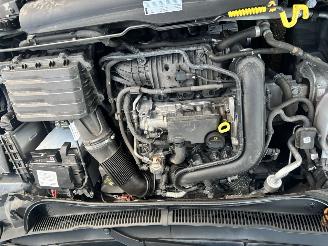 Volkswagen Polo 1.0 TSI 70KW LIFE FACE LIFT picture 16