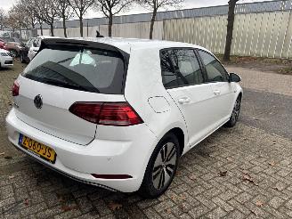 Volkswagen Golf E-GOLF picture 7