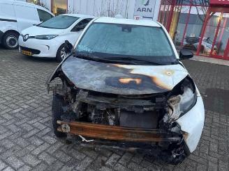rozbiórka samochody osobowe Toyota Aygo Aygo X, Hatchback, 2022 1.0 12V VVT-i 2023/12