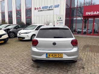 skadebil auto Volkswagen Polo Polo VI (AW1), Hatchback 5-drs, 2017 1.0 TSI 12V 2021/9
