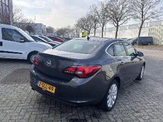 Opel Astra NOTCHBACK 1.4 Turbo Cosmo picture 6