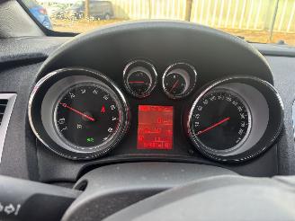 Opel Astra NOTCHBACK 1.4 Turbo Cosmo picture 14