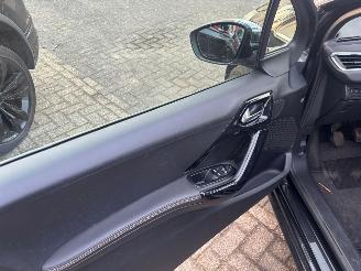 Peugeot 208 1.6 VTI ALLURE picture 14