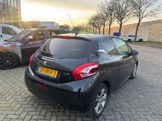 Peugeot 208 1.6 VTI ALLURE picture 8
