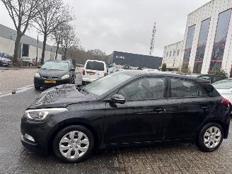 Hyundai I-20 T-GDI COMFORT picture 3