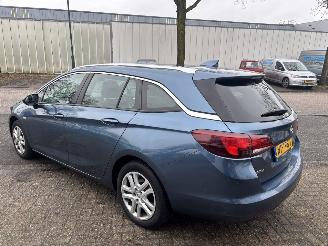 Opel Astra SPORTS TOURER GEEN SCHADE picture 4