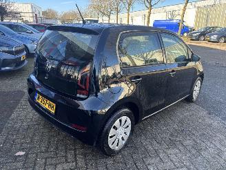 Volkswagen Up! 1.0 UP picture 6