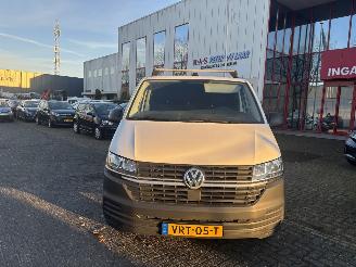  Volkswagen Transporter 2.0 TDI L1H1 26 Comfortline 2022/9