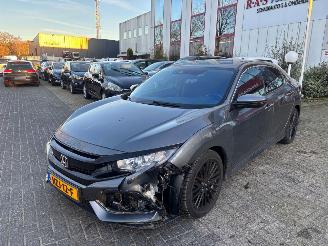 Honda Civic 5DR 1.0 I-VTEC COMFORT picture 2