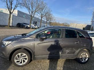 Opel Crossland X 1.2 Turbo Innovation picture 3