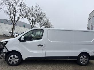 Renault Trafic 2.0 DCI 130 T30 L2H1 picture 3