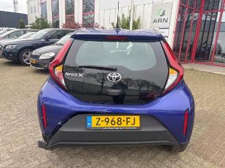 Démontage voiture Toyota Aygo Aygo X, Hatchback, 2022 1.0 12V VVT-i 2024/4