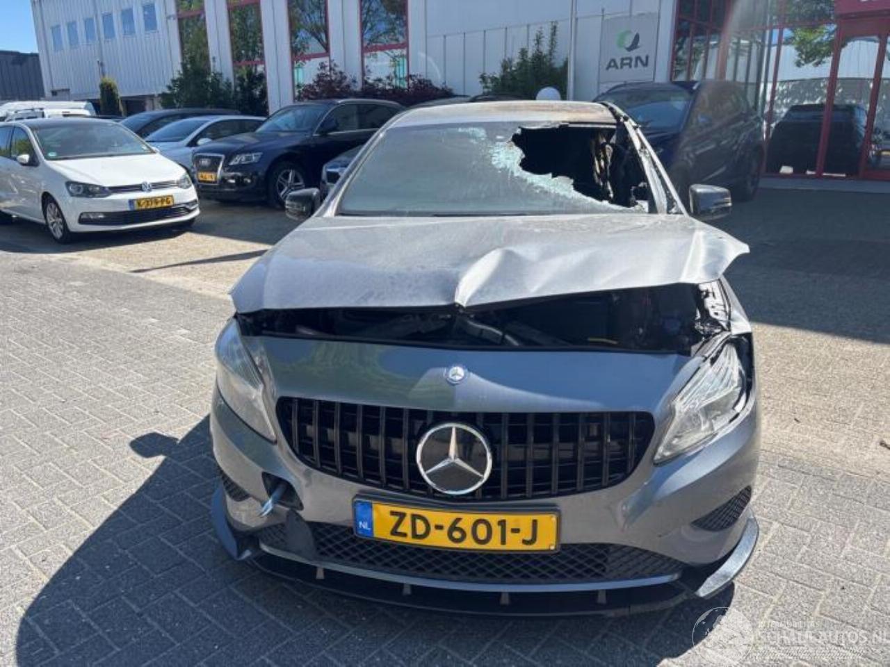 Mercedes A-klasse A (W176), Hatchback, 2012 / 2018 1.6 A-180 16V