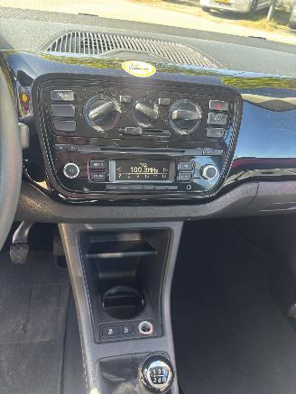 Volkswagen Up! 1.0 move up! BlueMotion MET LM VELGEN GEEN SCHADE picture 13