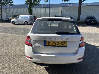 Skoda Fabia 1.0 TSI AMBITION picture 5