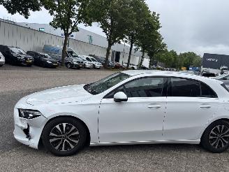 Mercedes A-klasse 180 B BUSINESS SOLUTIONAMG picture 3