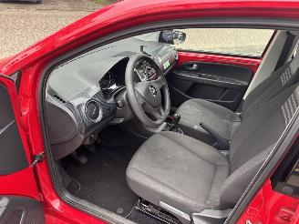 Volkswagen Up! rijdbare schade picture 10