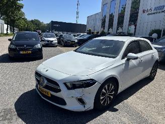 Mercedes A-klasse 180 B BUSINESS SOLUTIONAMG picture 2