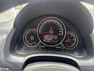 Volkswagen Up!  picture 16