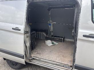 Ford Transit motorschade picture 12