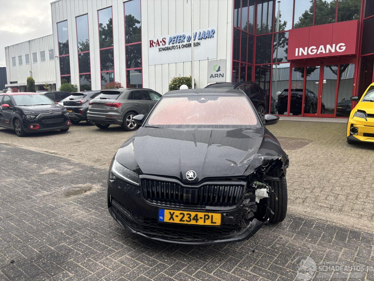 Skoda Superb 1.5 TSI ACT SPORTLINE BUSINESS DSG