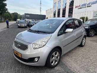 Kia Venga 1.4 CVVT X-ECUTIVE picture 2