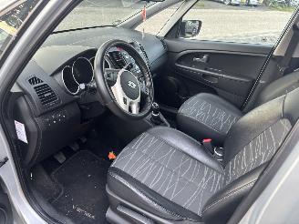 Kia Venga 1.4 CVVT X-ECUTIVE picture 9