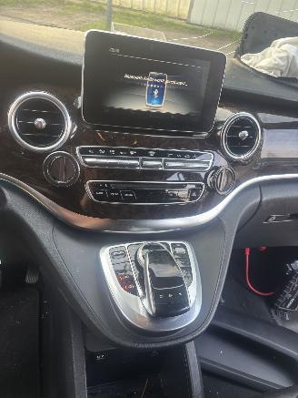 Mercedes V-klasse 250d 4-MATIC Lang Avantgarde Edition picture 13