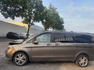 Mercedes V-klasse 250d 4-MATIC Lang Avantgarde Edition picture 3