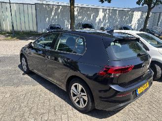 Volkswagen Golf 1.0 TSI Life picture 4
