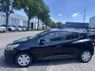 Renault Clio GEEN SCHADE picture 3